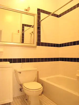 Rented by Cooper & Cooper Real Estate | media 34