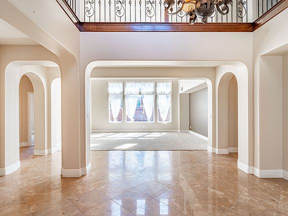 3rd image of 7223 Iron Oak Ave