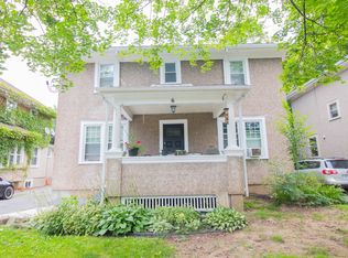6 George St #3, Saint Catharines, ON L2R 5M9