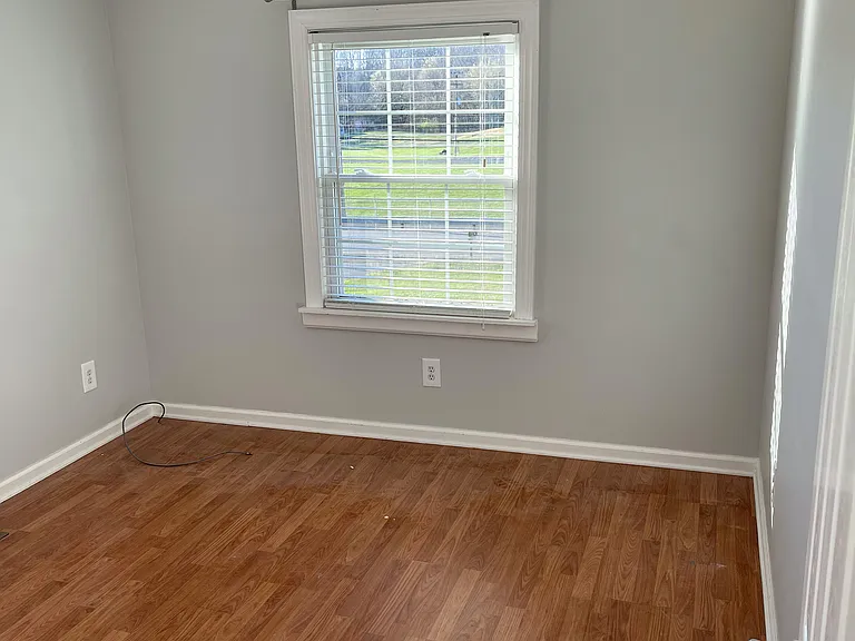 1712 Bristol Caverns Hwy — Photo 21