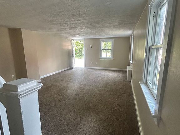 3rd image of 7 Sherman Ave