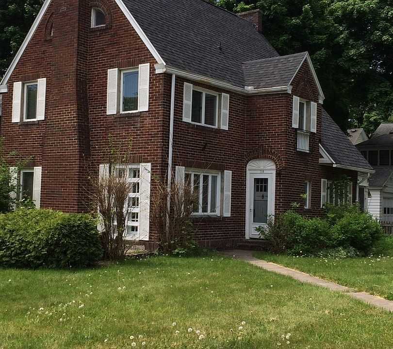 1st image of 114 Ferris Ave