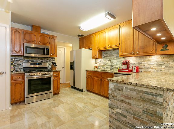 5th image of 6326 Dove Hill Dr