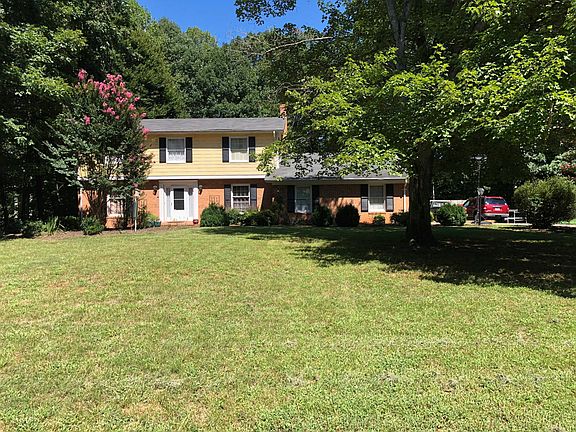 3rd image of 535 Stonewall Jackson Trl