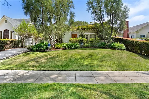 229 15th St Photo 1