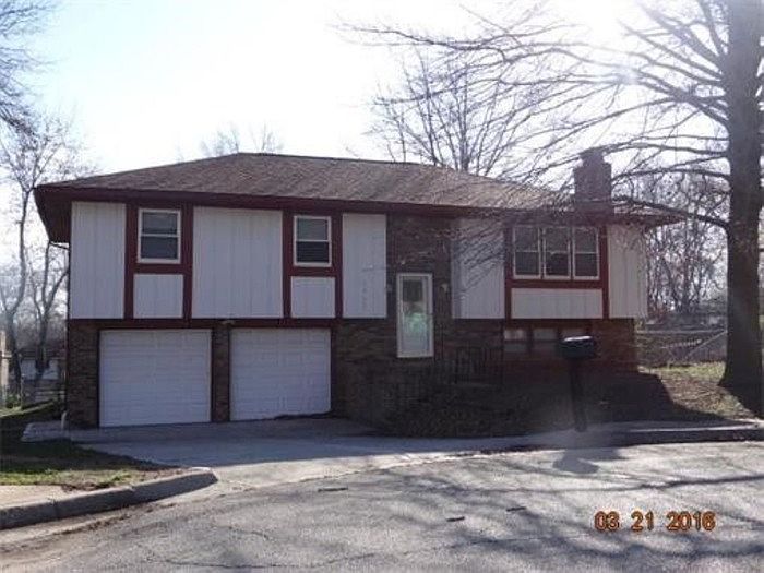2nd image of 1013 S 22nd Ct