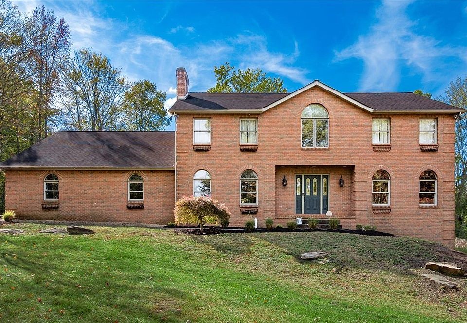 1736 Forest Hills Cir, Zanesville, OH 43701 | MLS #5161979 | Zillow