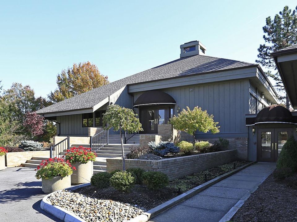 Atrium Village I 26150 Village Ln Beachwood OH Zillow