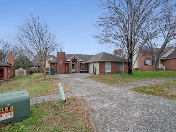 614 Creekfront Dr, Mount Juliet, TN 37122