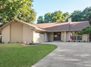 4305 Willow Way Rd, Fort Worth, TX 76133