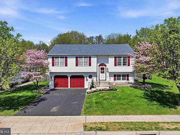 2nd image of 4451 Green Tree Rd