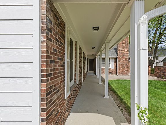 4th image of 2856 Jamieson Ln