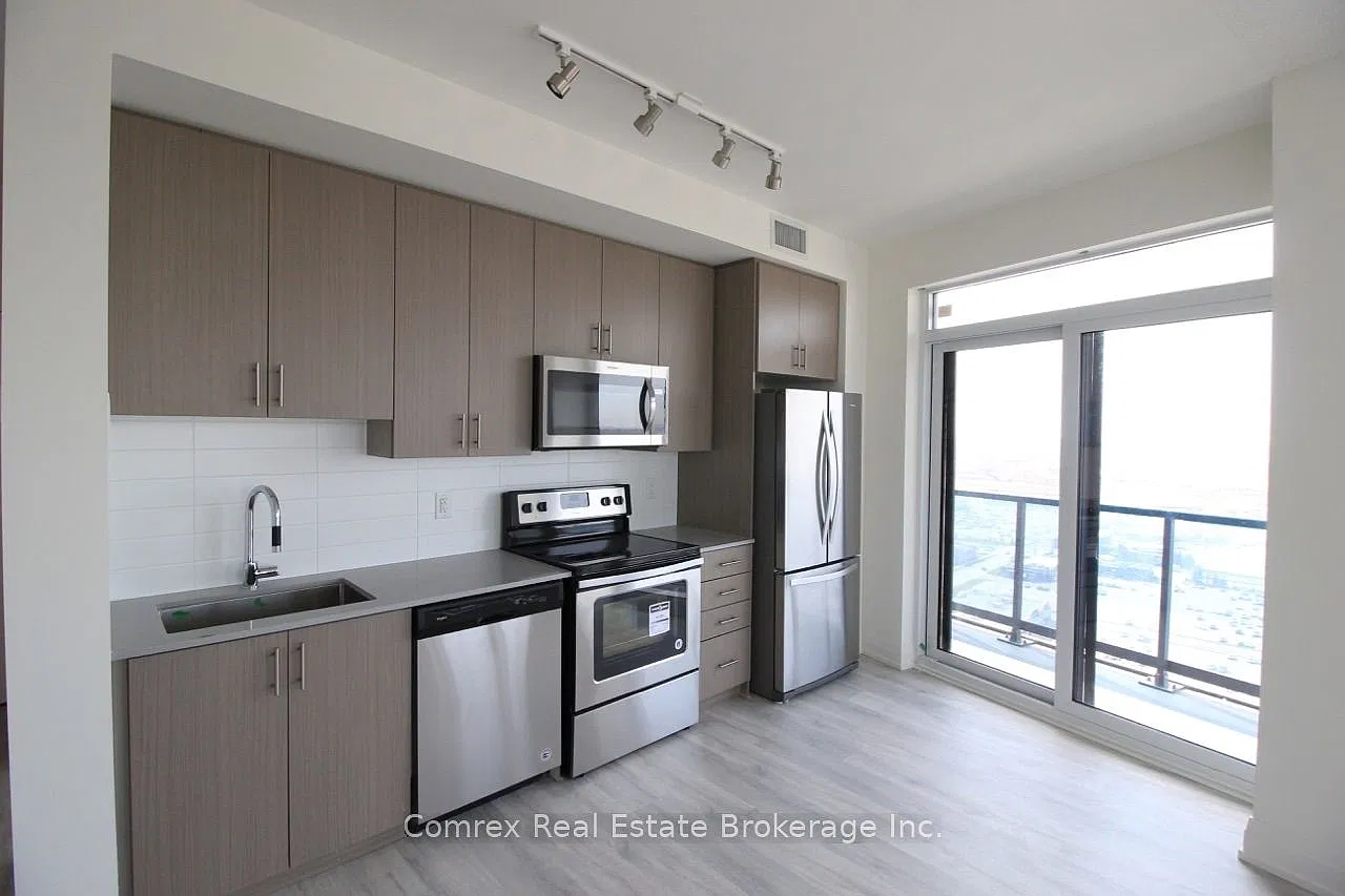 2 bed, $2,800 — Photo 4