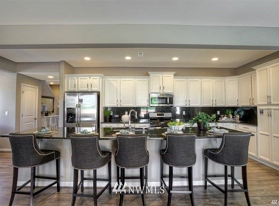 4th image of 3209 Hanna Drive NE #10