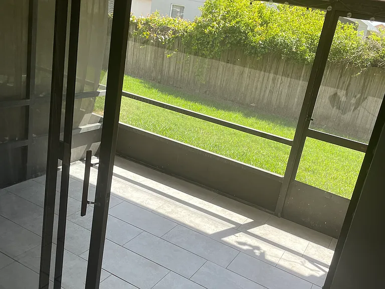 72 Silver Park Cir — Photo 15