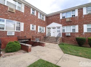 17 Gramercy Gdns #A, Middlesex, NJ 08846