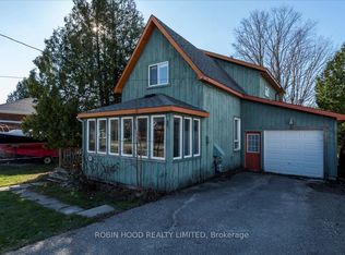 10 Lucy St, Penetanguishene, ON L9M1K7