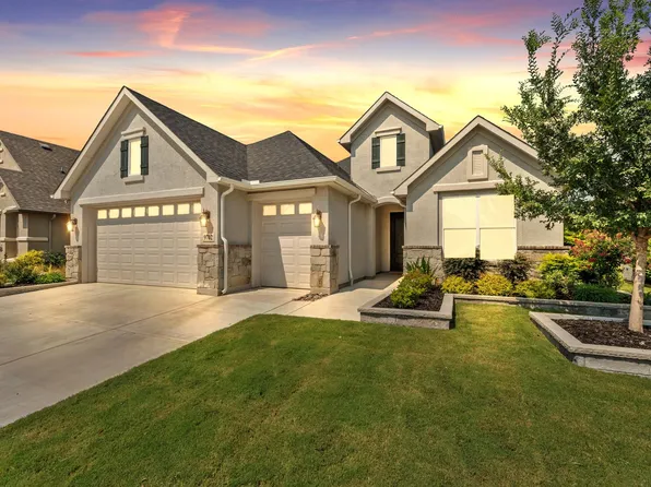 9712 Silver Rock Way, Denton, TX 76207