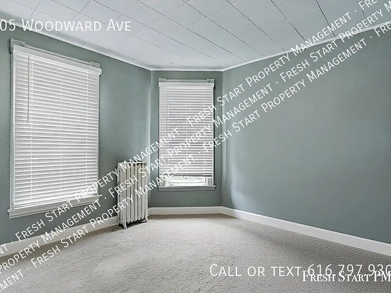 505 Woodward Ave — Photo 12