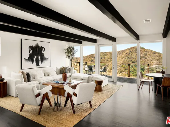 2235 Gloaming Way, Beverly Hills, CA 90210