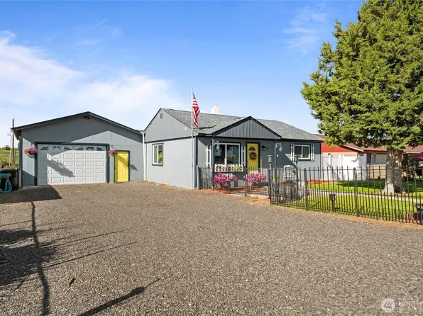 218 NW Calla Loop, Royal City, WA 99357