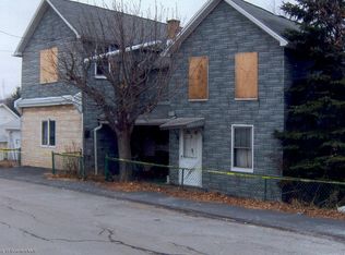 554 3rd St, Jessup, PA 18434