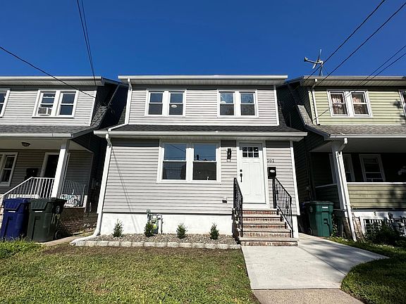 2nd image of 161 1st St