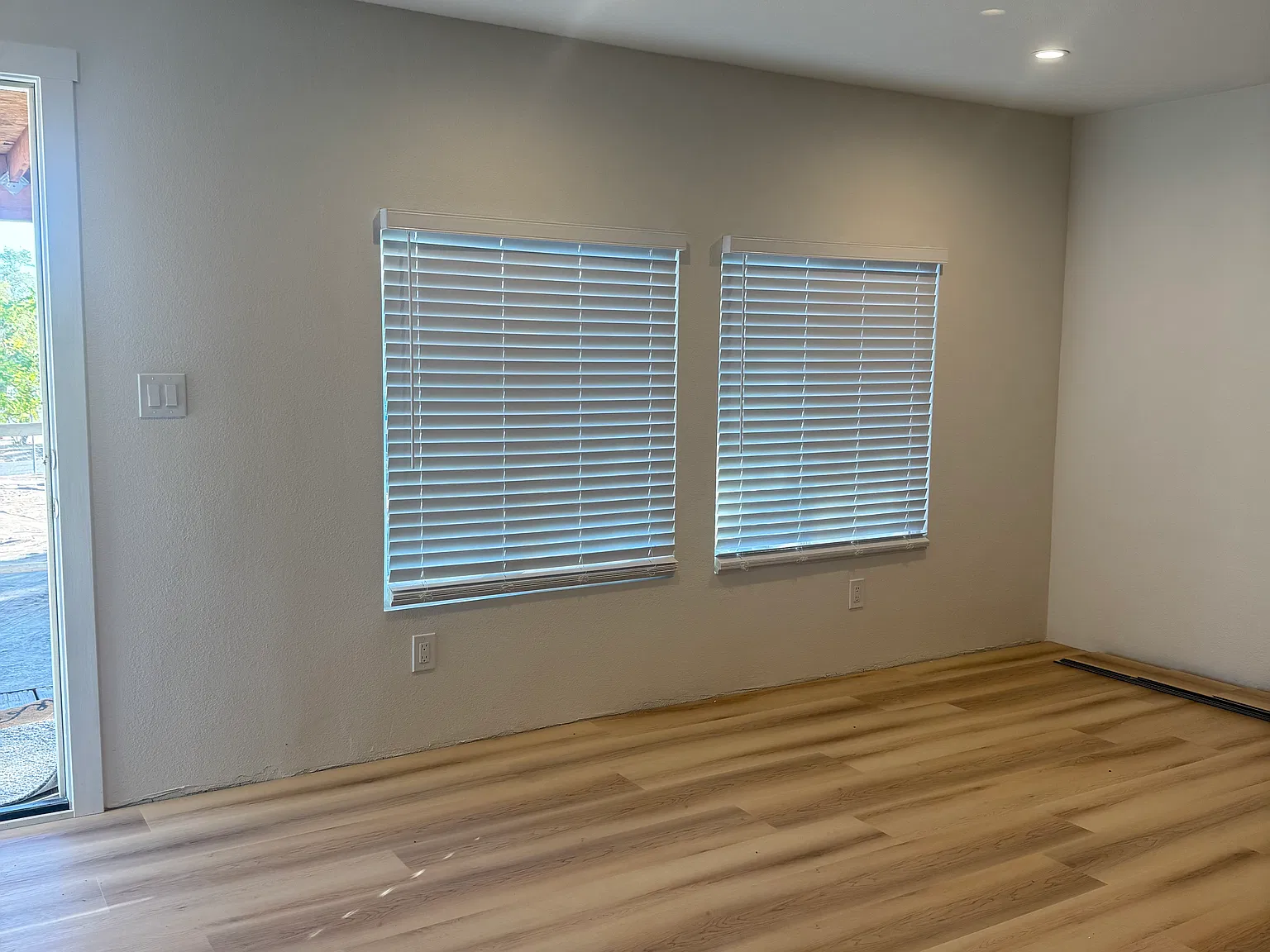 3 bed, 1248 sqft, $2,600 — Photo 1