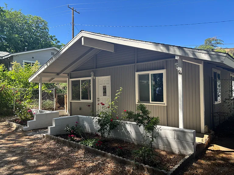 212 Woodland Dr — Photo 4