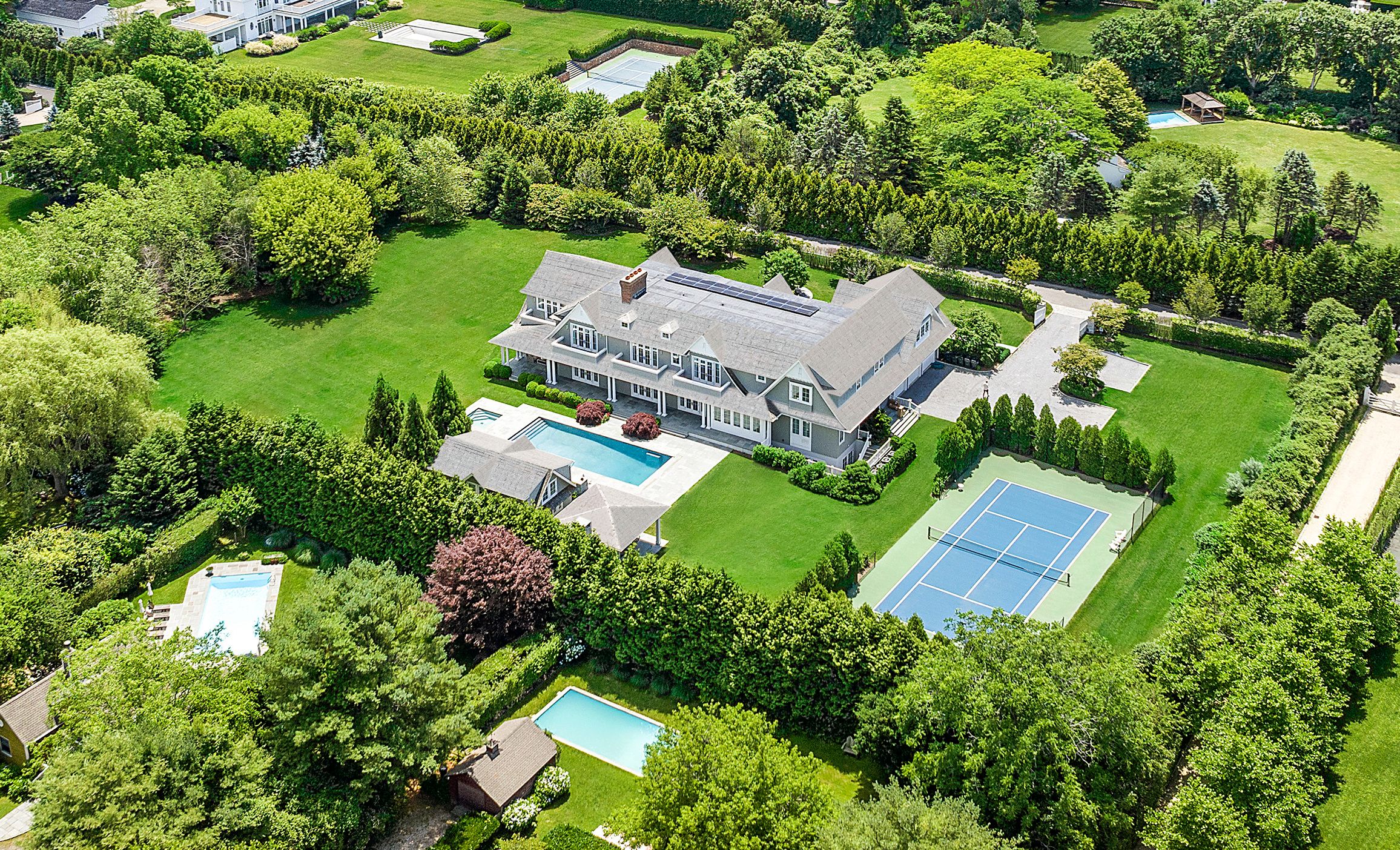 104 Halsey Ln, Bridgehampton, NY 11932 Out East