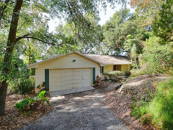3rd image of 2415 E Crooked Lake Dr