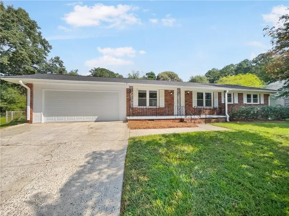 3885 Morning Creek Dr, Atlanta, GA 30349