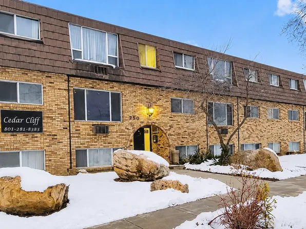 Cedar Cliff Apartments