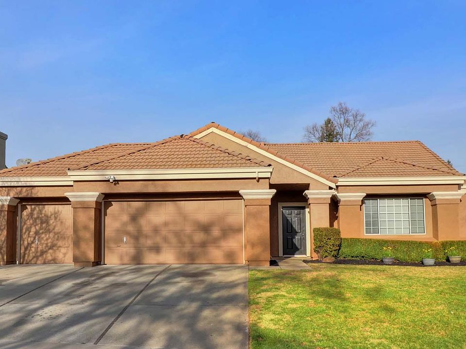 1st image of 2704 Fleet Cir