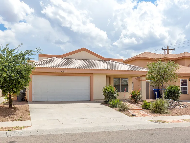 14252 Spanish Point Dr — Photo 3