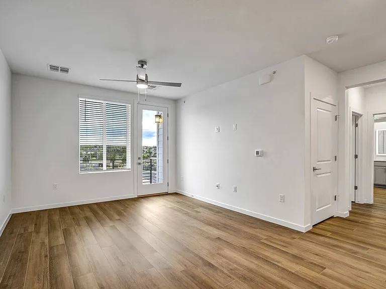 2232 Arikaree Hts #307 — Photo 6