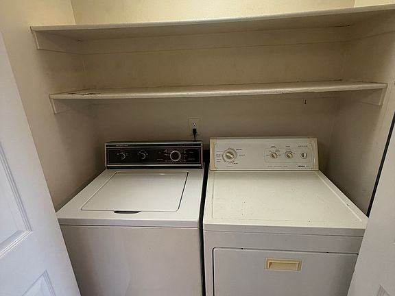 4th image of 465 N 300 W APT 22