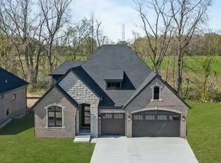 13935 Arthur Ct, Washington, MI 48094