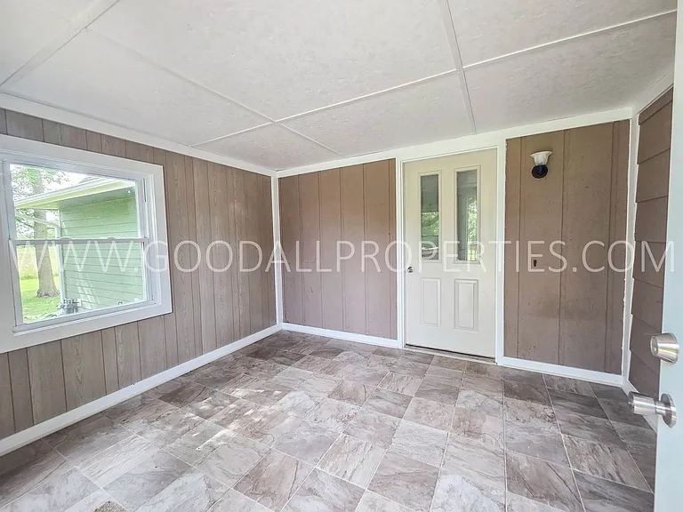 32357 Homestead Cir — Photo 3