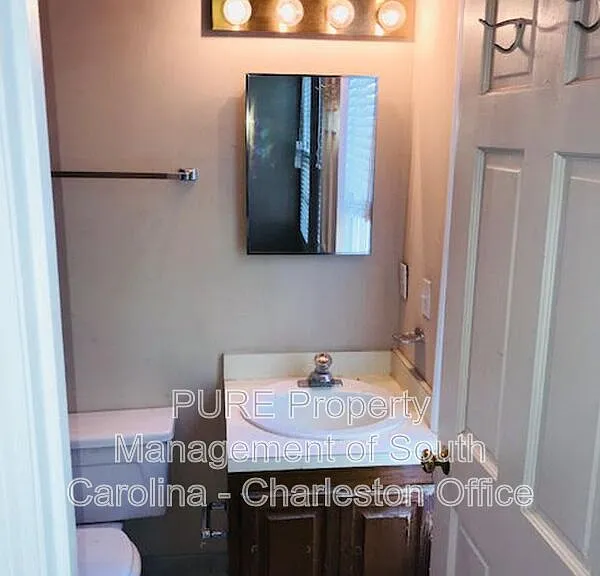 75 Society St #4 — Photo 19