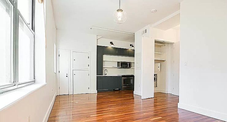 1st image of 178 Bainbridge St #114