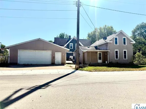 300 S 5th St, Henderson, MN 56044