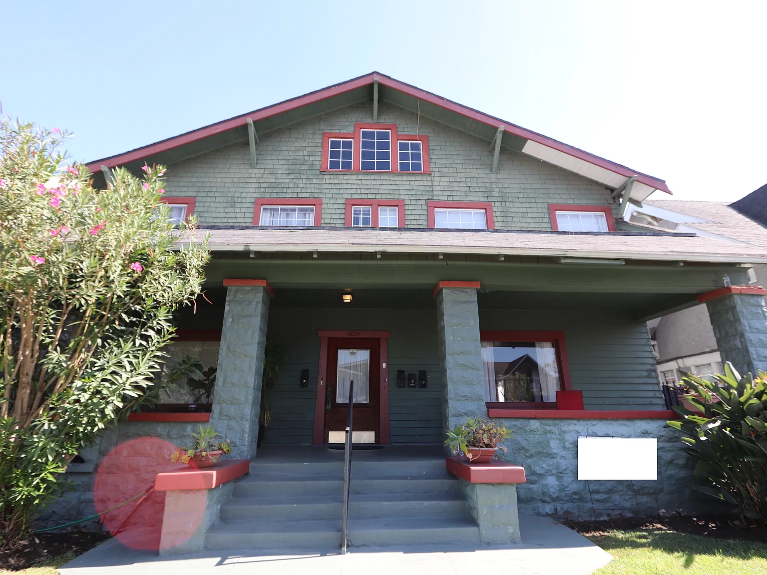 1 bed, 1000 sqft, $2,300 — Photo 1