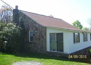 2nd image of 180 Helen School Rd