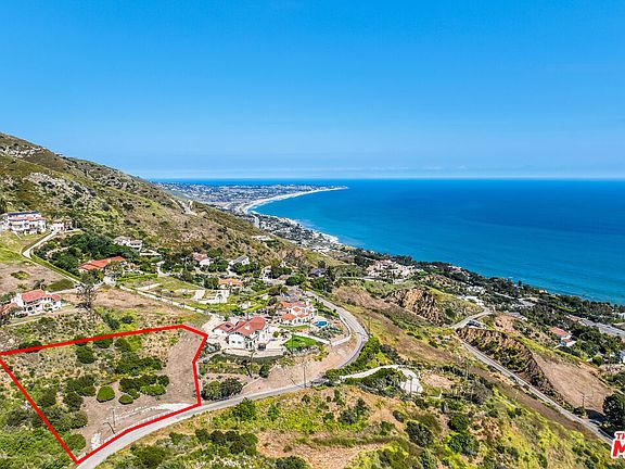 3rd image of 4421 Avenida De La Encinal