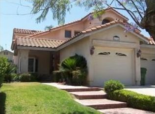 574 Eaton St, Corona, CA 92879
