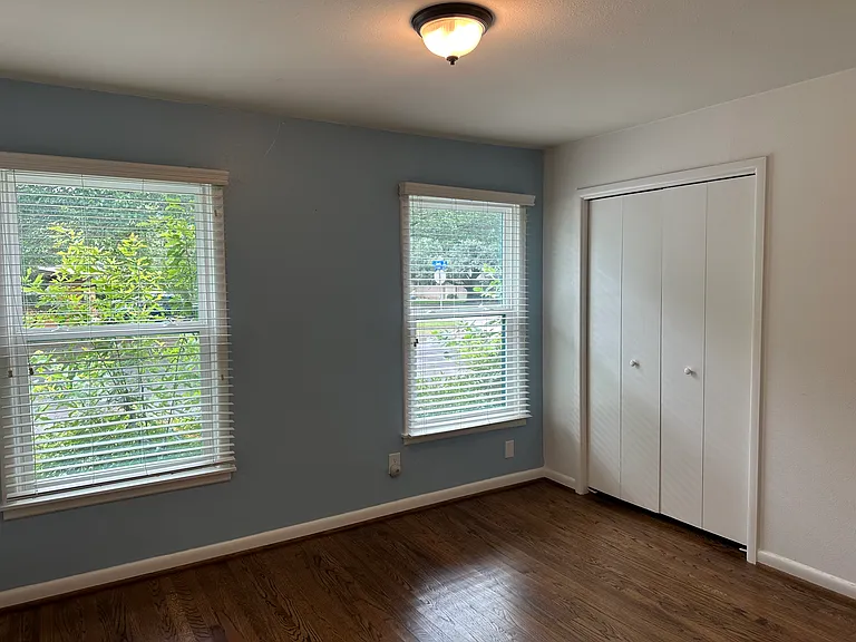 1201 W Lovers Ln — Photo 27