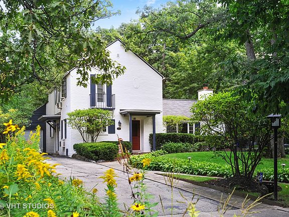 3rd image of 1141 Linden Ave