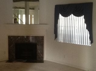 14043 Astoria St UNIT 102, Sylmar, CA 91342