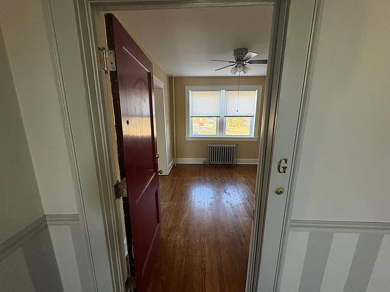 339 Jefferson Ave N #G — Photo 2